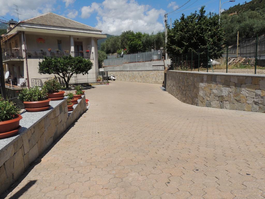 Gli Agrumi Giustenice Exterior photo